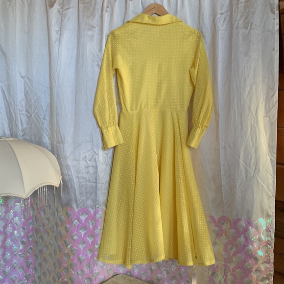 Vintage Swiss Lace Yellow Polka Dot Dress Size Small-Medium - Picture 8 of 10